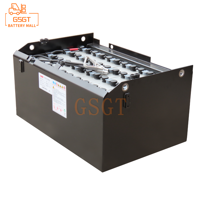 The VSDX400M 48V 400Ah forklift battery perfectly fits the Toyota 4FB15 four-wheel forklift